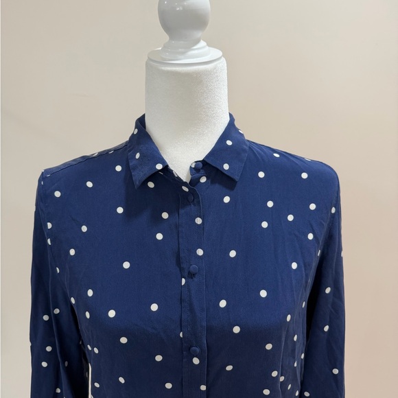 Sézane Navy Polka Dot 100% Silk Long Sleeve Button Down Ann Top Sz. 34 (2) - Picture 3 of 6